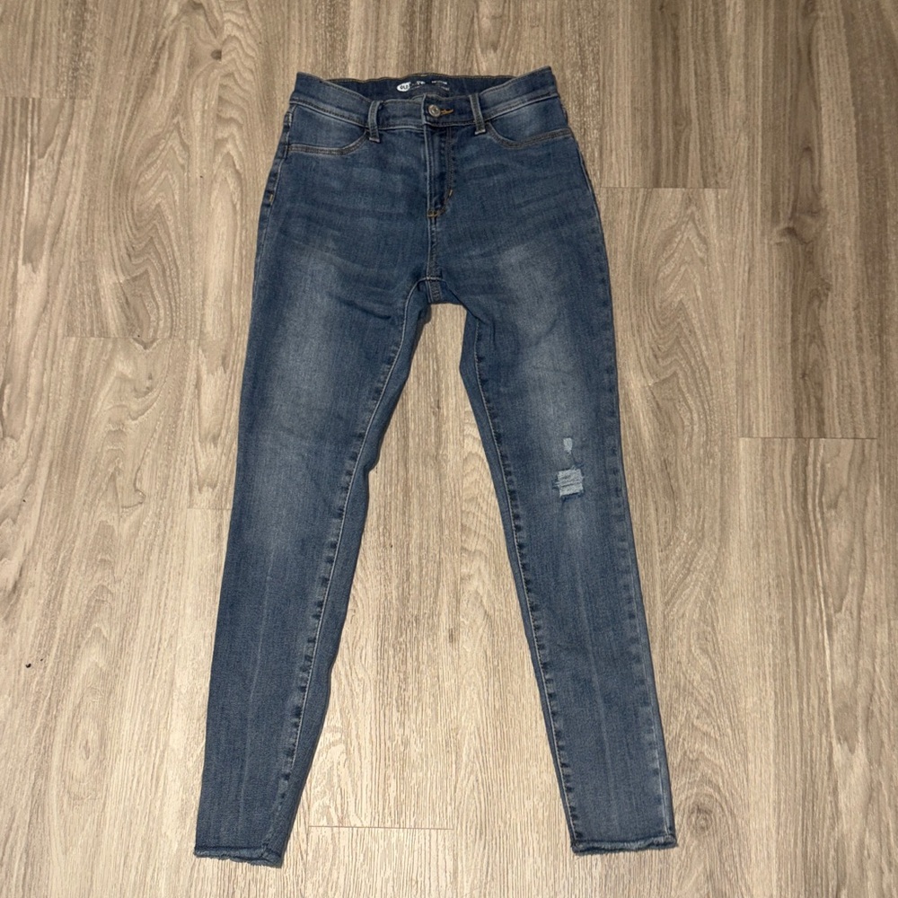 Old Navy Women's Skinny Jeans in Dark Blue